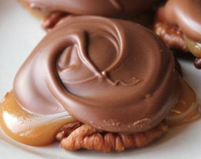 CHOCOLATE PECAN TURTLE CLUSTERS !!!