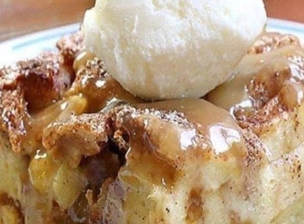 APPLE PIE BREAD PUDDING!!!