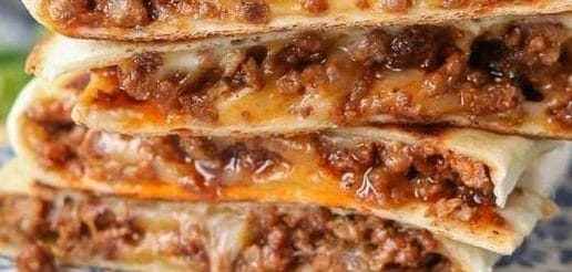 CHEESY GROUND BEEF QUESADILLAS!!!