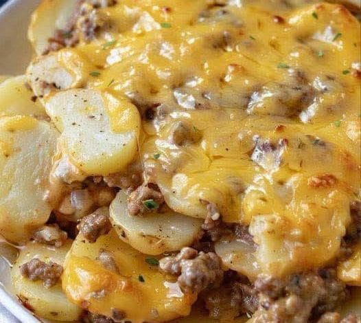 Cheesy Hamburger Potato Casserole Recipe