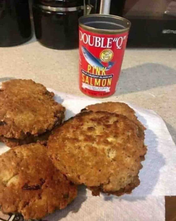 Southern Fried Salmon Patties – Crispy, Flavorful & Budget-Friendly
