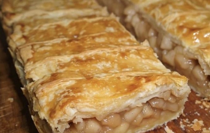 Traditional Apple Strudel, Grandma’s Way