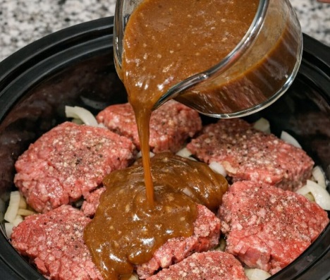 Pour brown gravy over raw cube steaks, paired with 3 other ingredients, into slow cooker for a hearty weeknight dinner that’s the first thing I suggest when I don’t want to cook