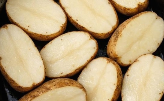 Toss raw skin-on russet potato halves in the crock pot and 4 other simple ingredients to get a meal so incredible your husband will be begging for mor