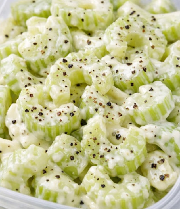 Creamy Celery Salad (Easy 4-Ingredient Classic Side Dish)