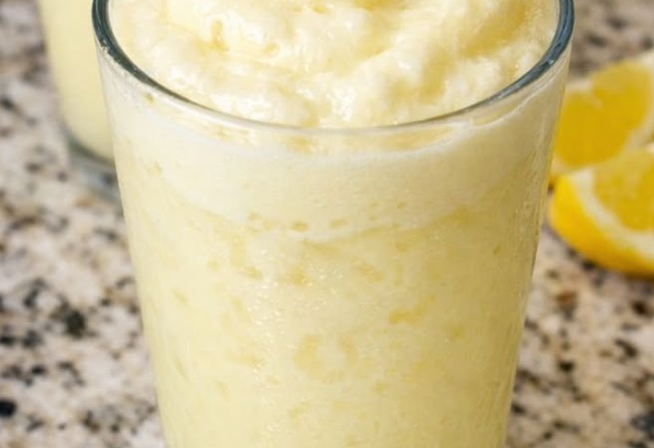 My mother-in-law whipped up this crazy simple 3 ingredient drink one afternoon and it completely blew my mind. I make it every weekend now and everyon