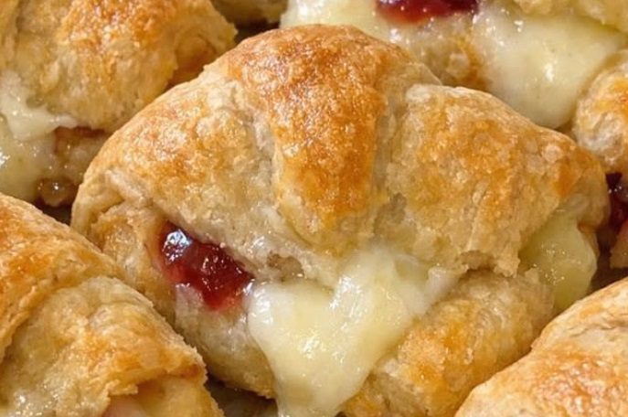 Only 3 ingredients and my sister-in-law still gets asked to bring these to every single party she goes to.